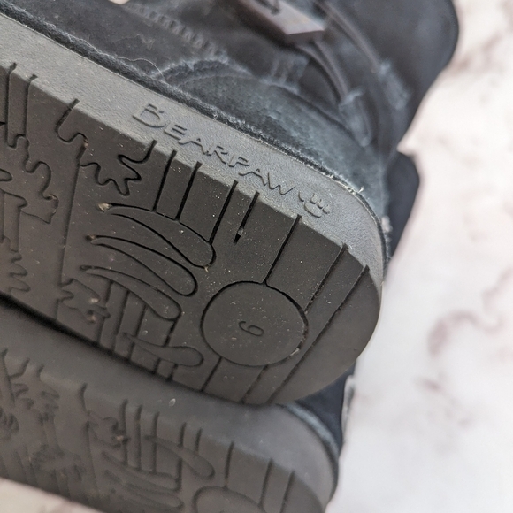 Bearpaw Boot Women US 6 EU 37 Black Shearling Fur Sheepskin Toggle Calf - Picture 7 of 12